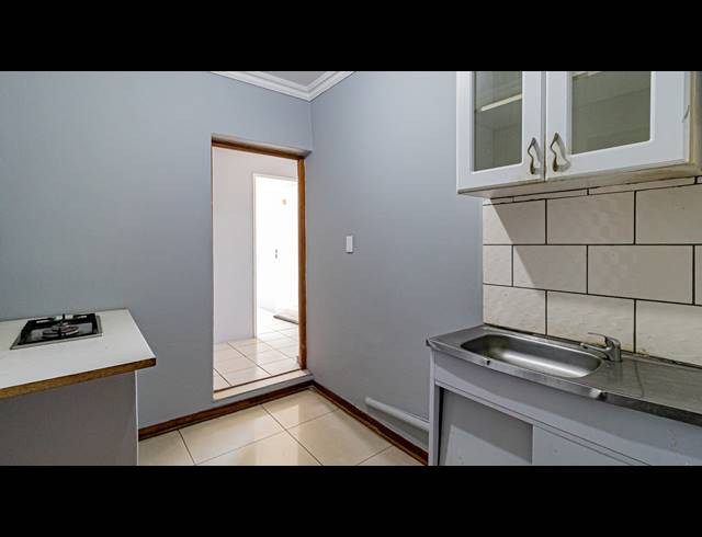 8 BEDROOM FREESTANDING FOR SALE IN WESTDENE